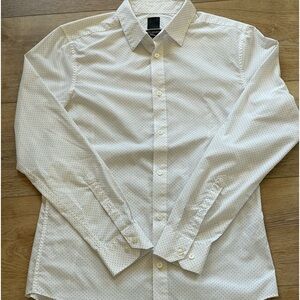 H&M Men’s slim fit polka dot button up shirt. Size Medium. Great condition.